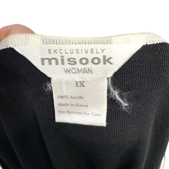 Exclusively Misook Black Ivory Piping Trim 3/4 Sleeve Sweater Plus Size 1X - Picture 7 of 8